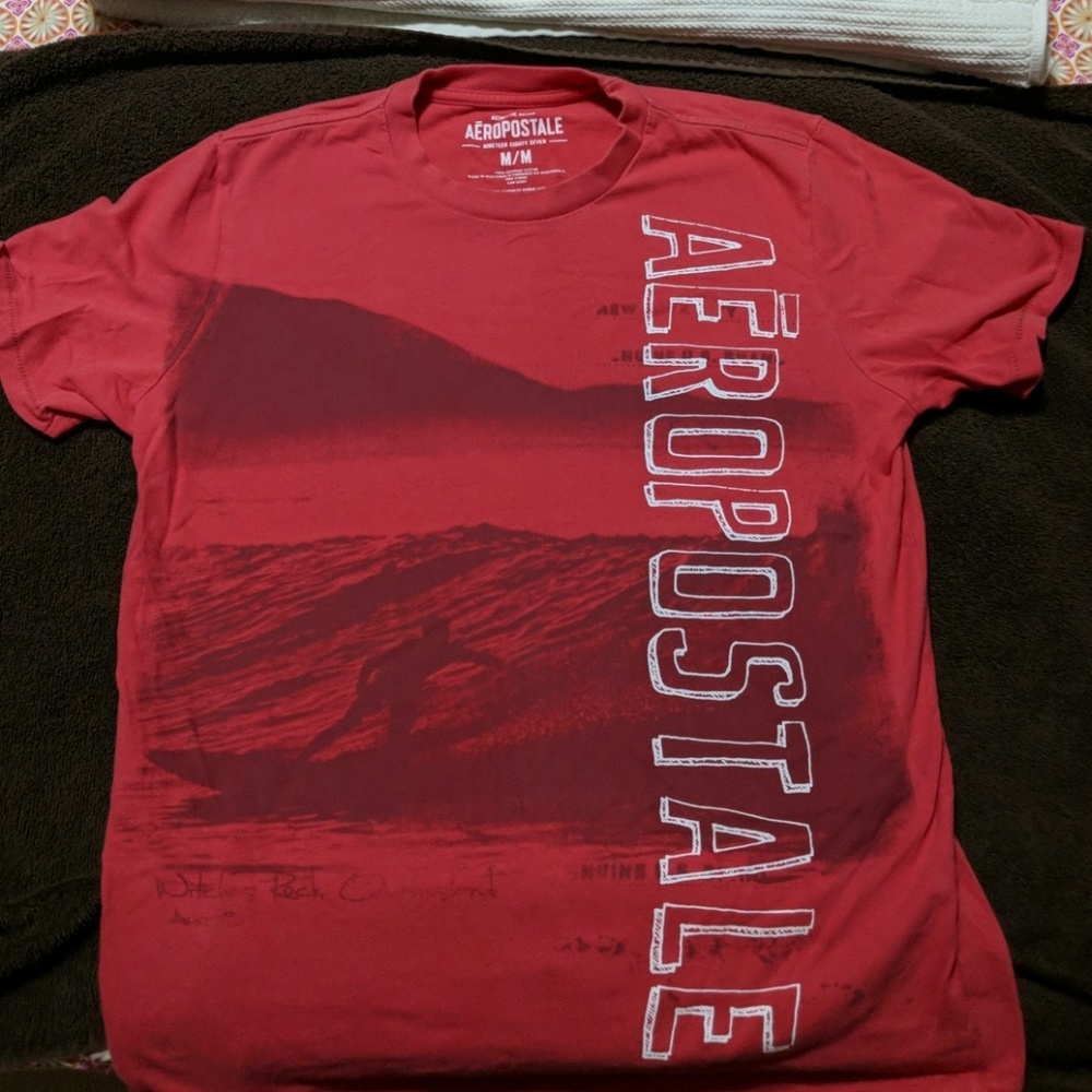 Aeropostale short sleeve tee size medium color red